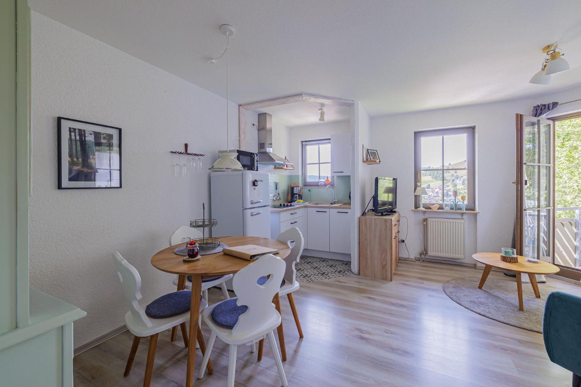 Herzgruen Direkt An Traumhaften Wanderwegen Balkon Mit Toller Aussicht Sauna Im Haus Tiefgarage E-Ladestation Todtnauberg Luaran gambar