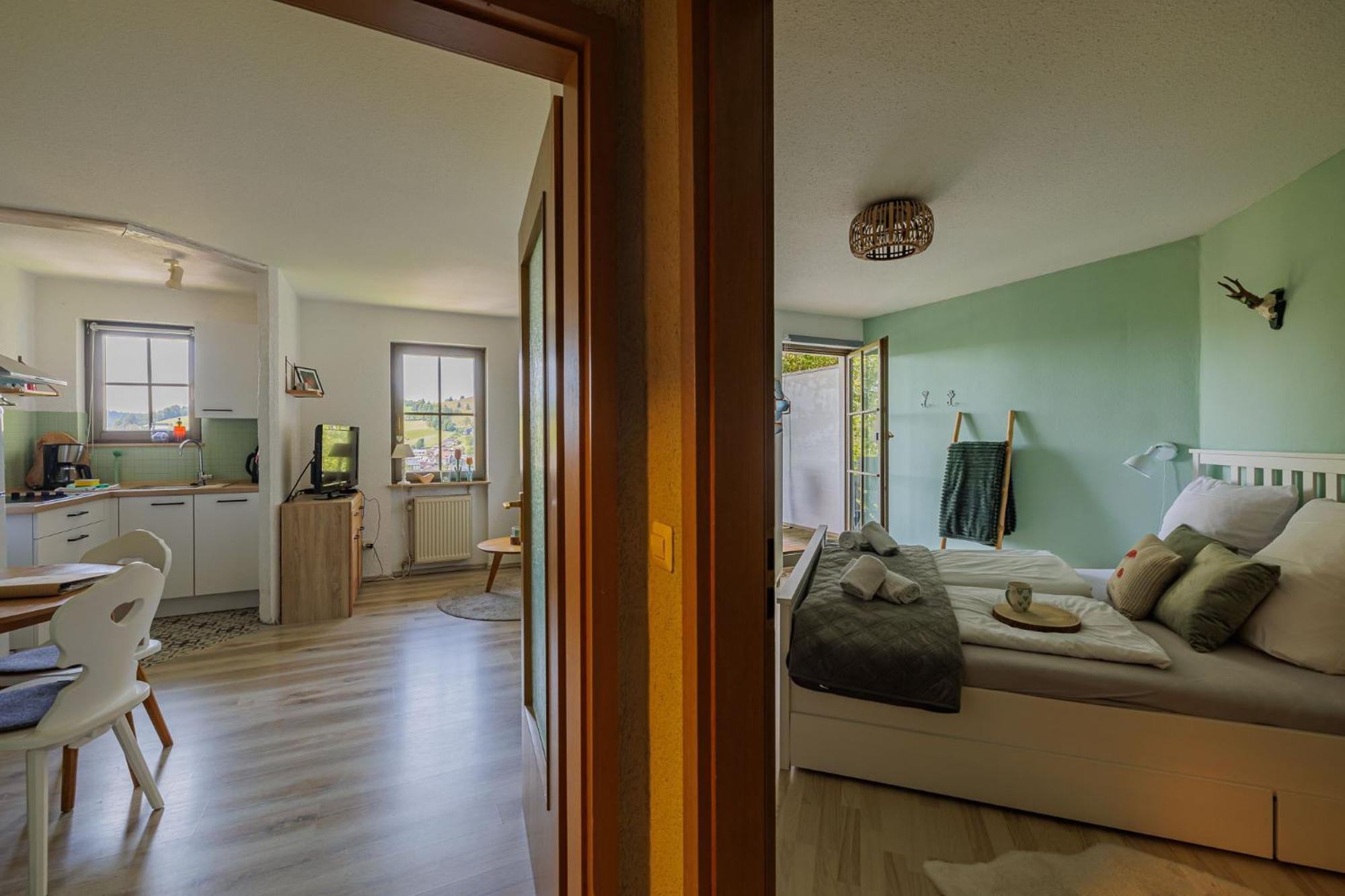 Herzgruen Direkt An Traumhaften Wanderwegen Balkon Mit Toller Aussicht Sauna Im Haus Tiefgarage E-Ladestation Todtnauberg Luaran gambar